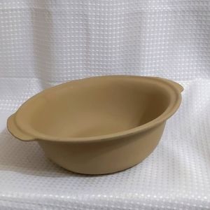 The Pampered Chef Large Stoneware Baking Bowl Family Heritage Collection